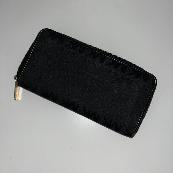 Michael Kors wallet - Picture 2 of 5